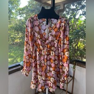 3rd + Malt Women’s Floral Dress long sleeves 
70s inspired 🌸🌼🧡